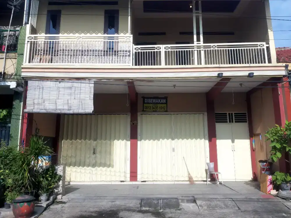 Disewakan Rumah Toko 2 Lantai di Japan Asri