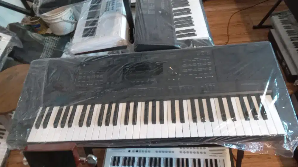 KEYBOARD MEDELI AK603