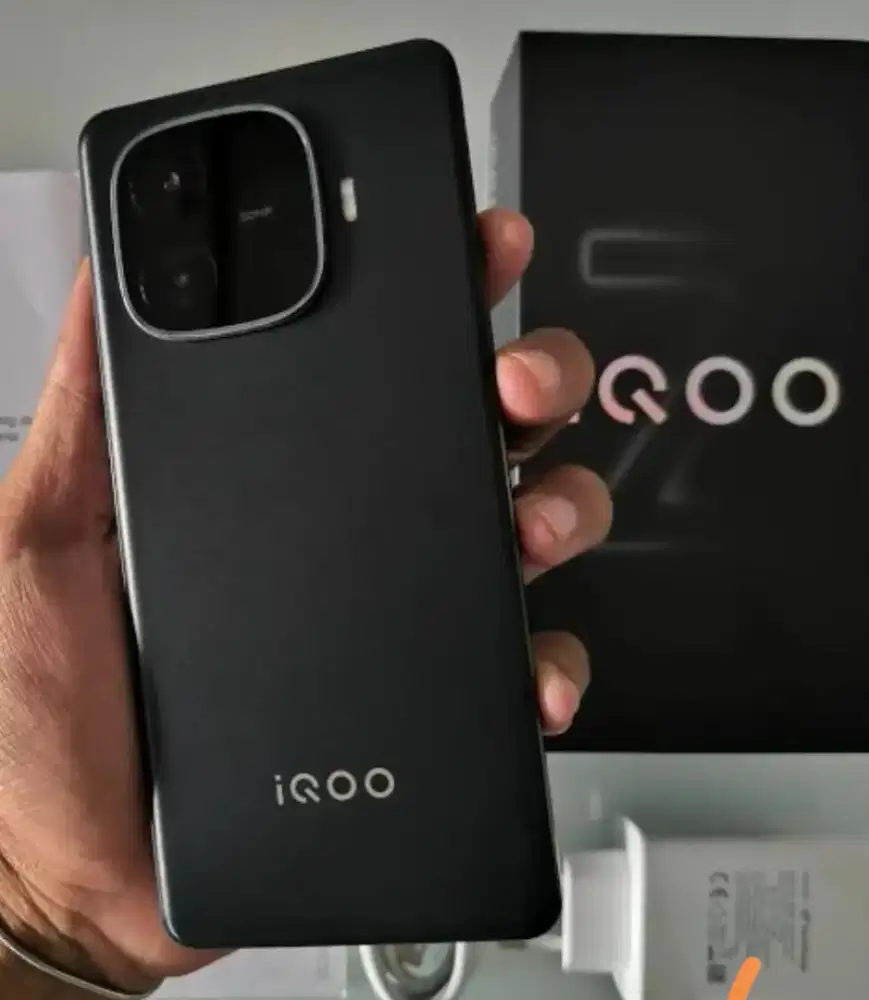 IQQO Z 9 5G 12/256GB Fullset