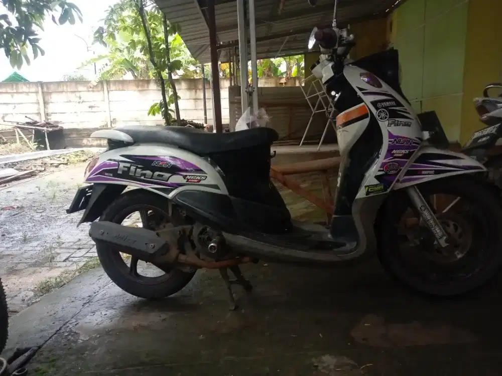 Motor Yamaha fino karbu