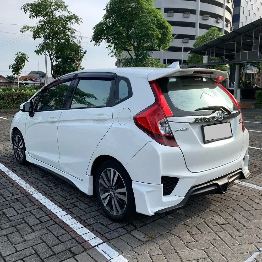 Honda Jazz RS Matic 2015 Istimewa Siap Pakai