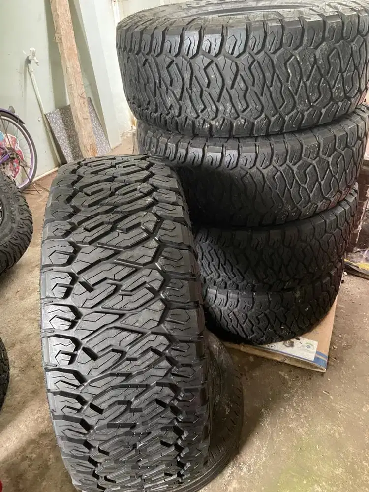 Ban Maxxis Razr 35x12.50 r17 99%