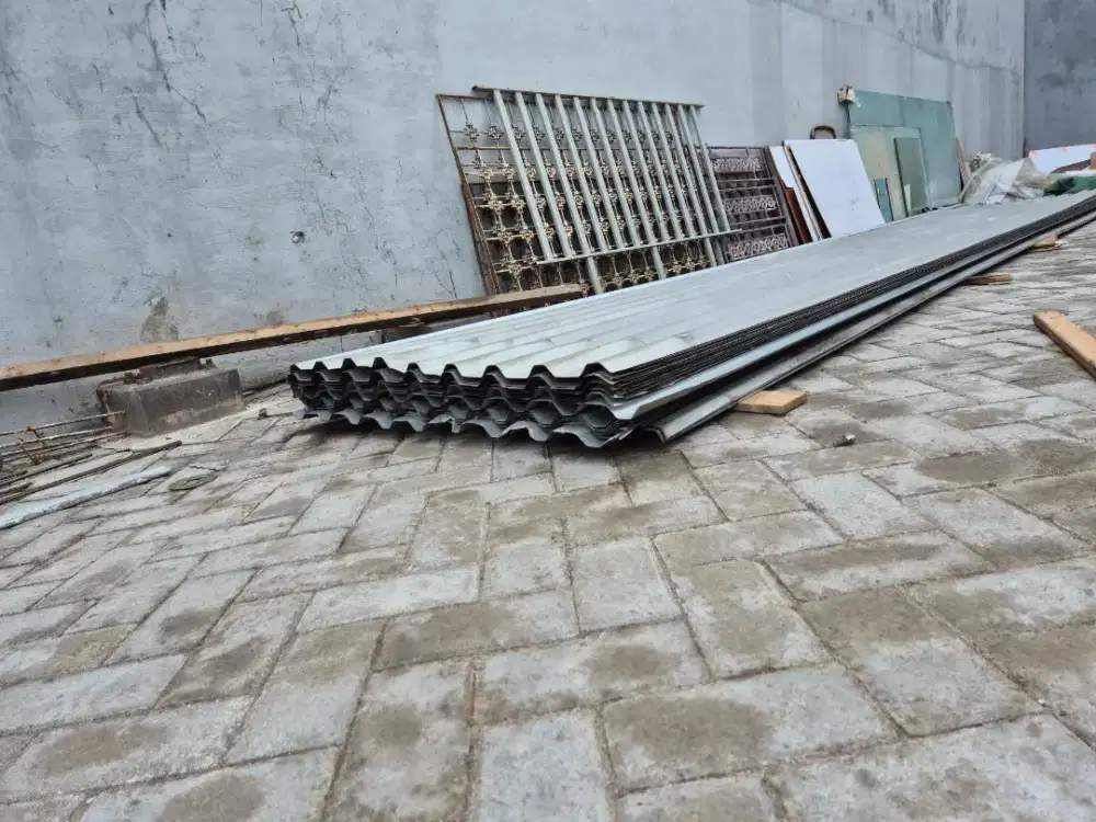 Atap spandek 0.4 tebal good condition