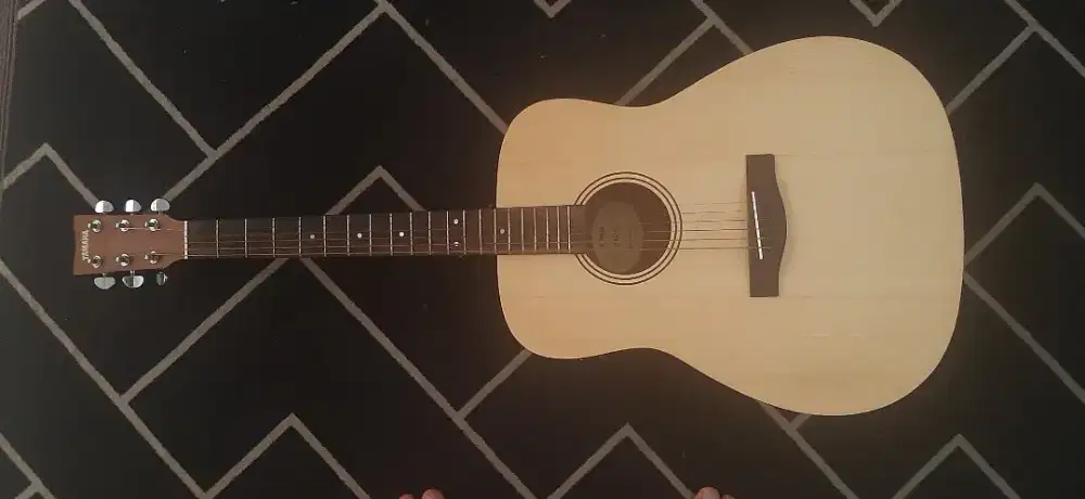 GITAR YAMAHA FX 400 LIKE NEW