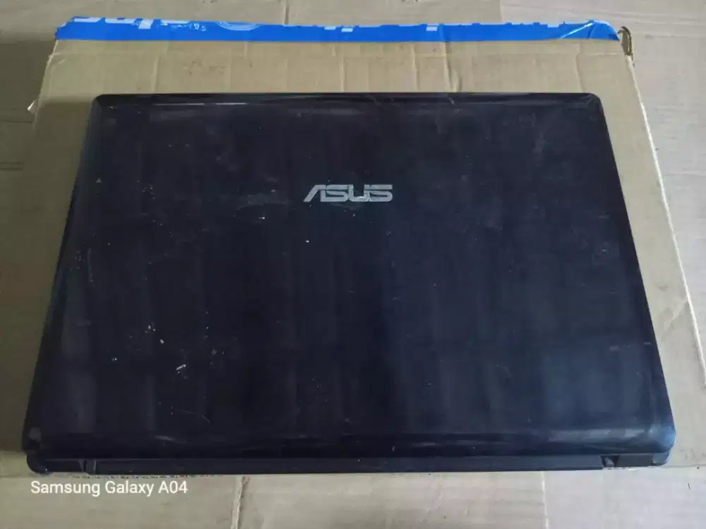 LAPTOP 14'  ASUS X43U AMD C-50 PROCECOR/DDR3 3GB/HDD 320GB JAKSEL