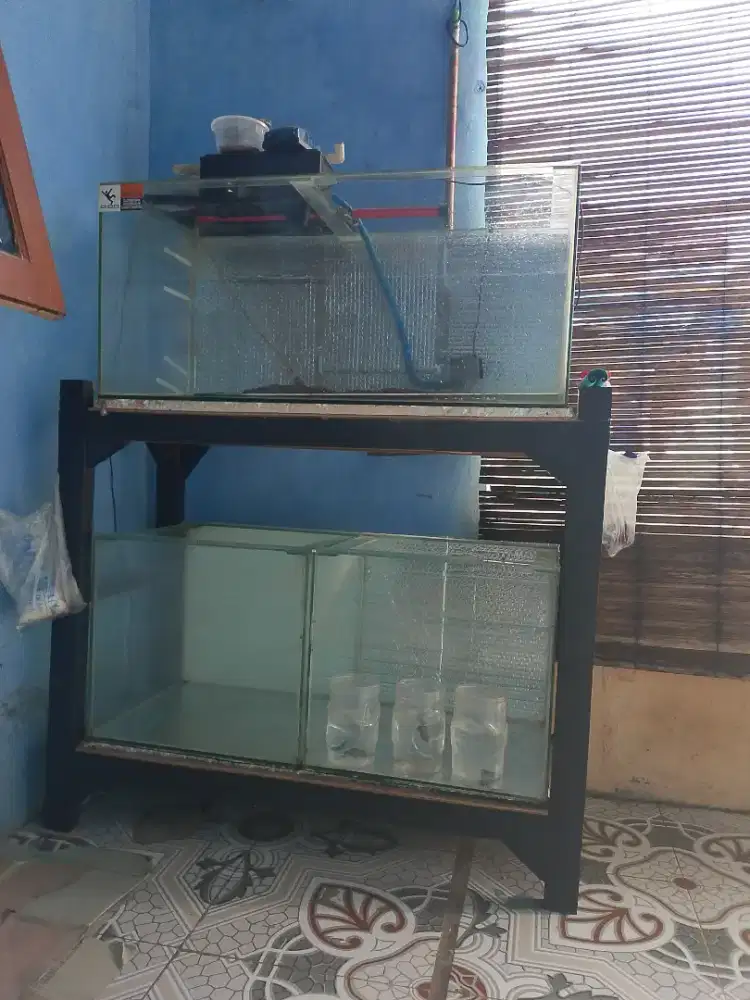 Akuarium fullset 3 pcs dan meja