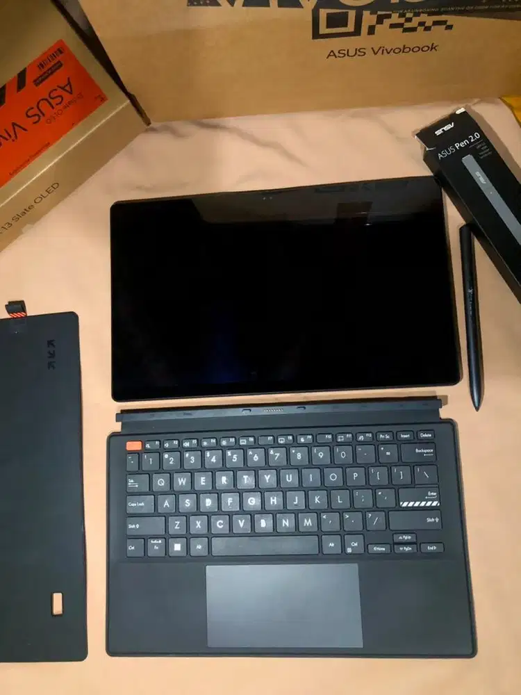 Laptop Asus Vivobook Slate 13 Oled