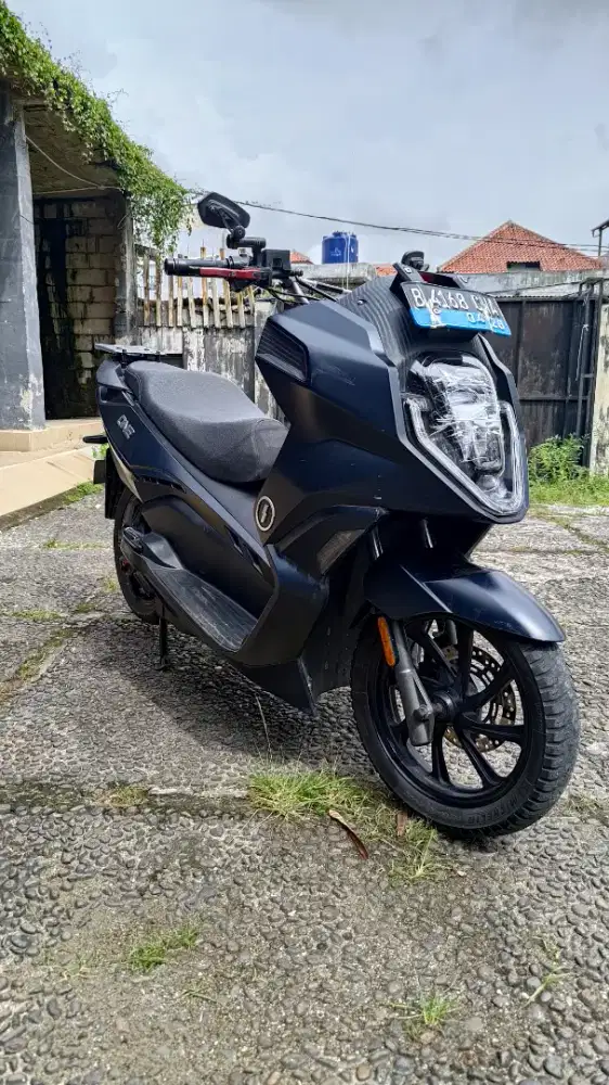 Alva One 2023 SUPERNOVA BLACK