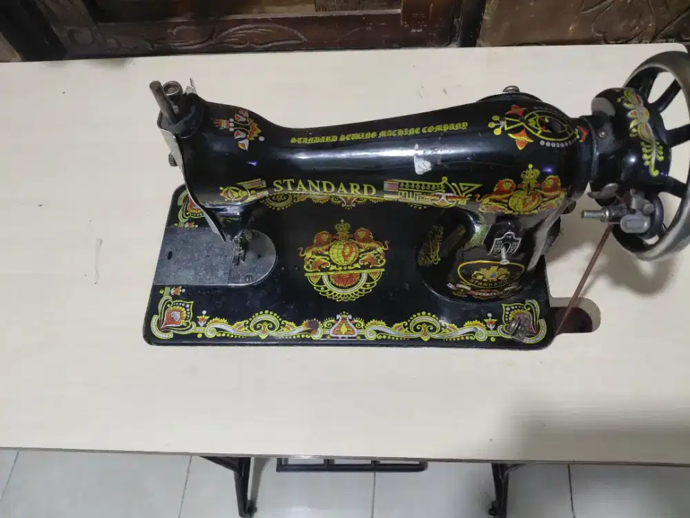 Mesin jahit merk standar