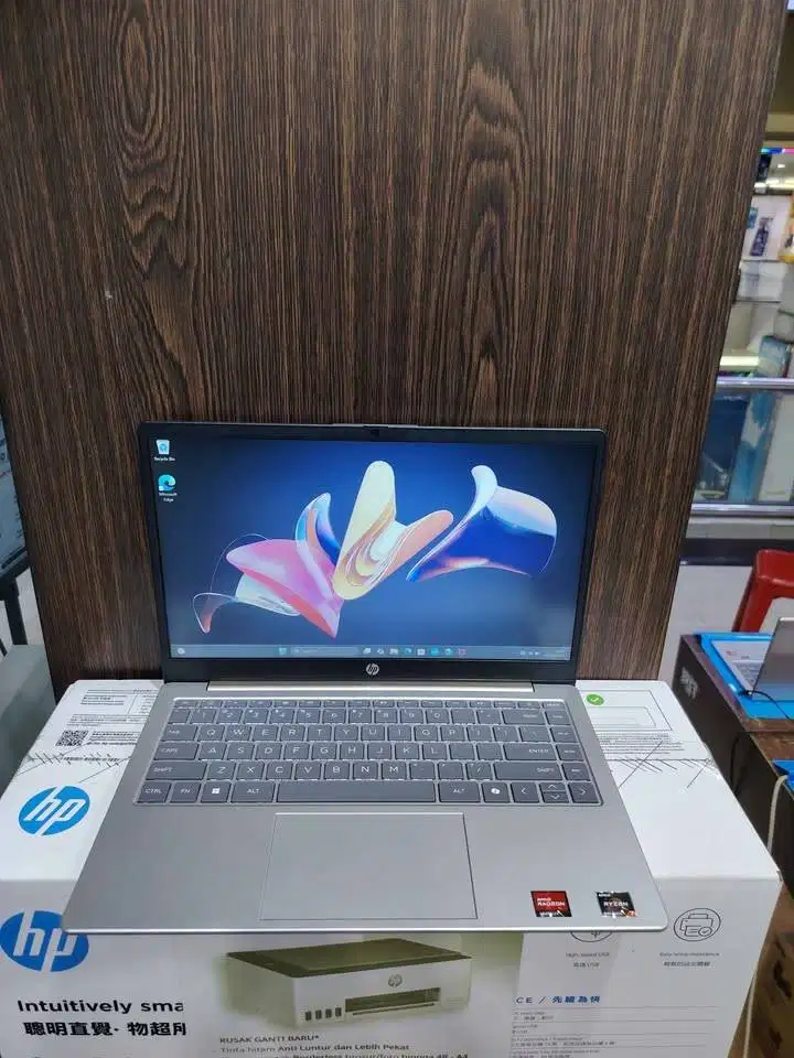 HP 14 EM0167AU EM0168AU Ryzen 7 7730U 16GB SSD 512GB 14′′ FHD W11+OHS