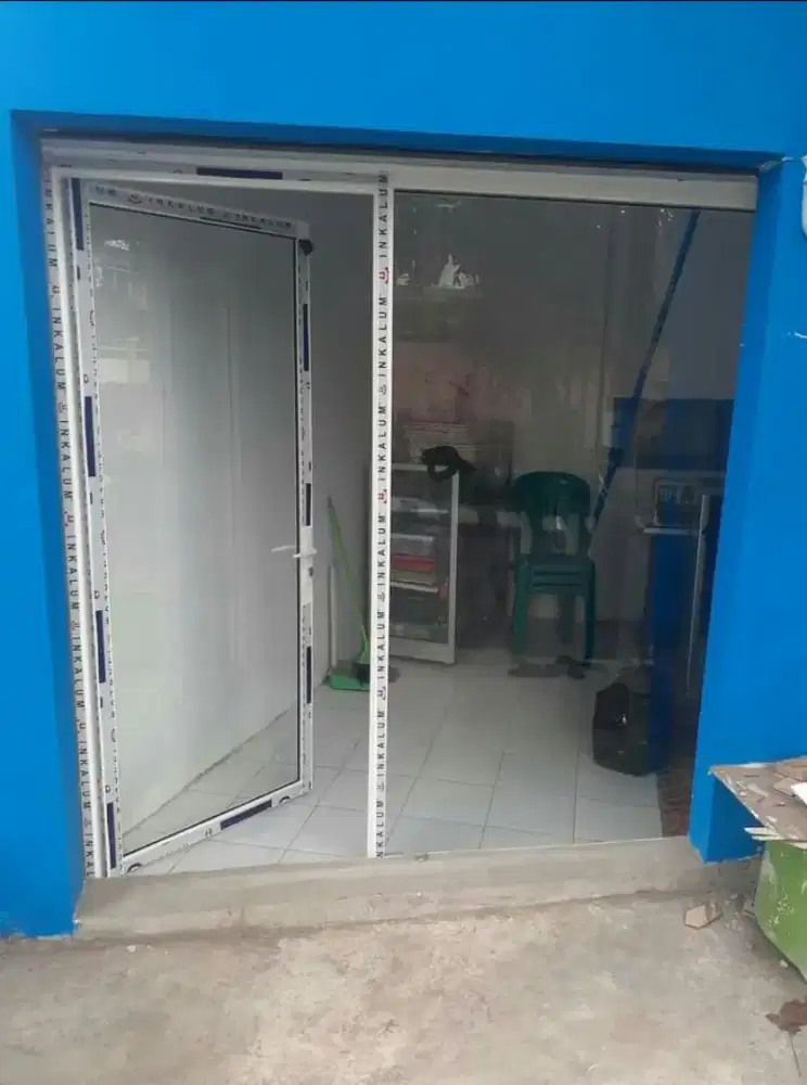 Kusen aluminium pintu jendela kaca