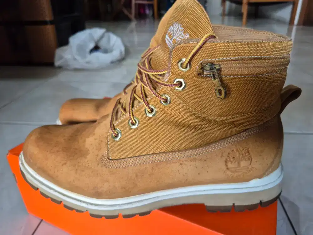 TIMBERLAND ORIGINAL Bundling 2 sepatu