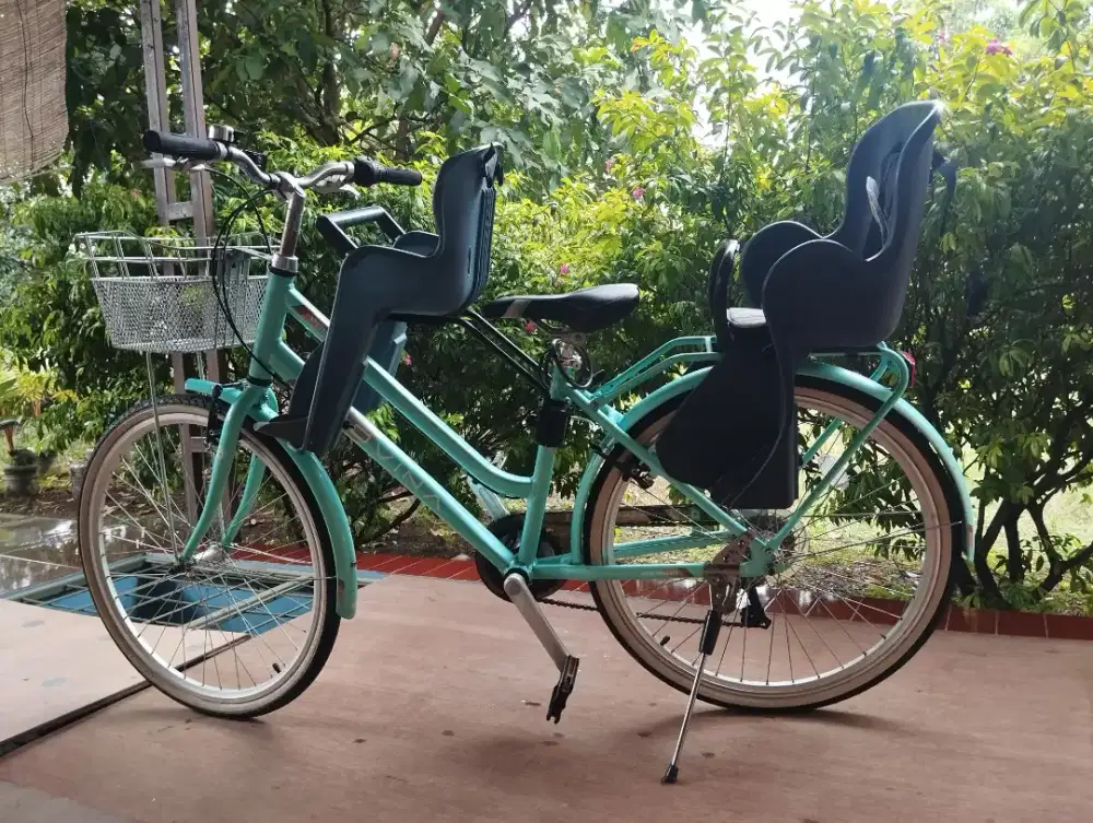 Sepeda polygon lovina