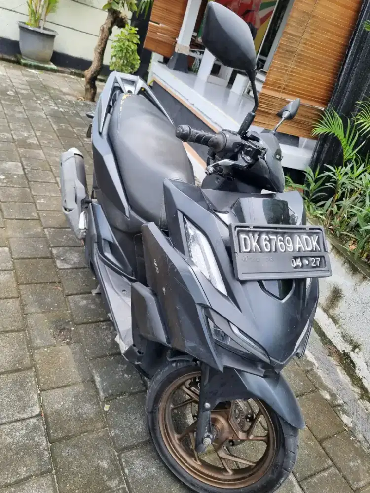 Vario 160 abs tahun 2022 pribadi