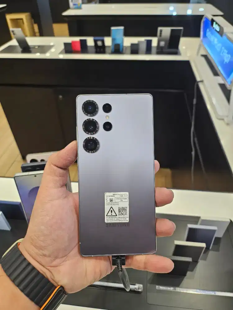 SAMSUNG GALAXY S25 ULTRA