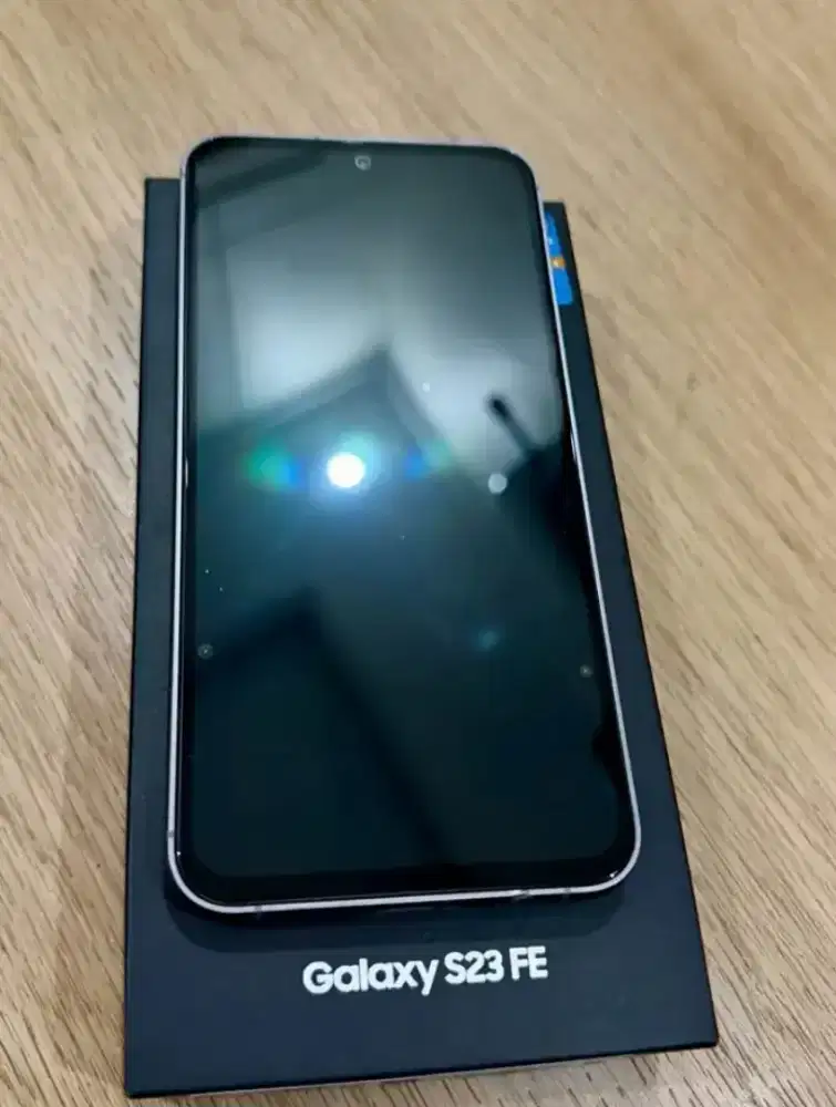 Samsung S23FE 8/256GB