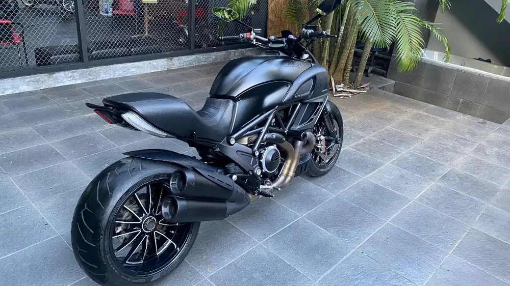 Ducati Divel 2013 black base full paper , original