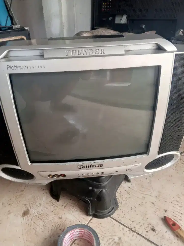 TV Multimax 14In