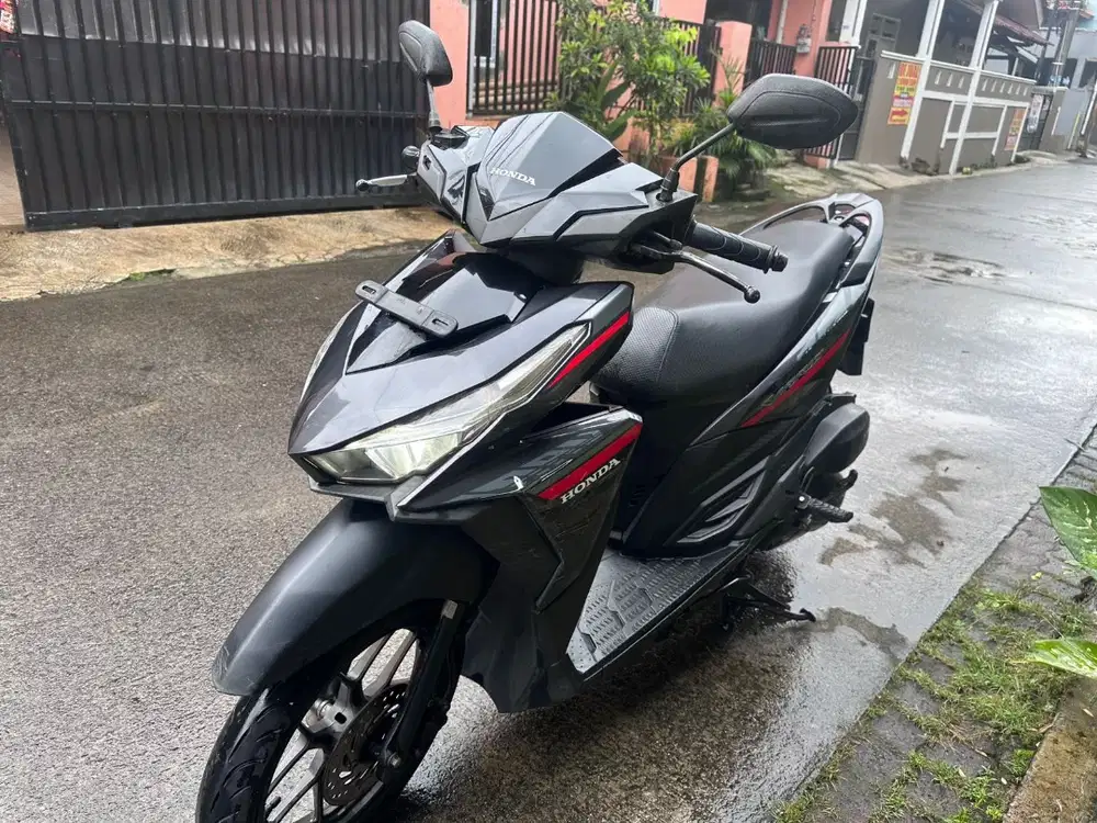Vario 125 CC Bekas
