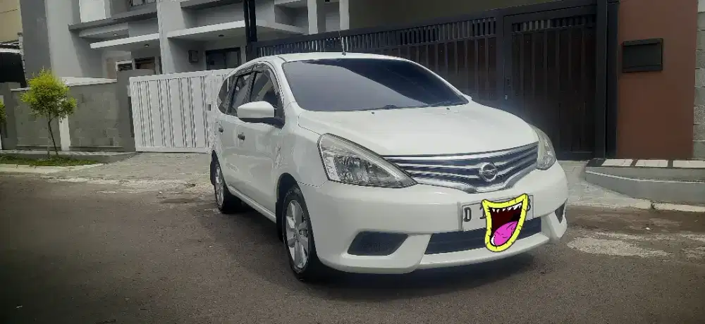 Jual nissan livina sv manual 2015