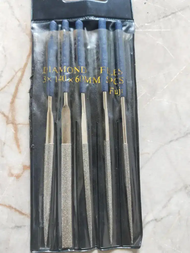 Kikir intan mrek diamond 1 set isi 5macem