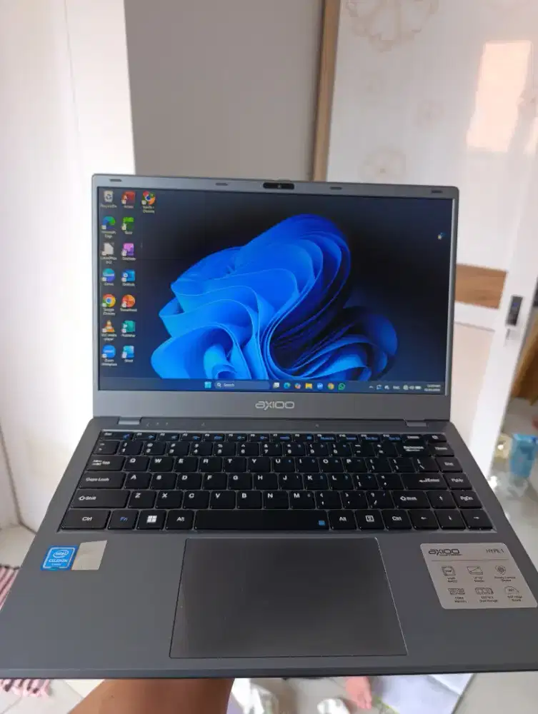 Laptop Axioo Hype 1 (Like New) Full Set, Pemakaian baru 3 bulan