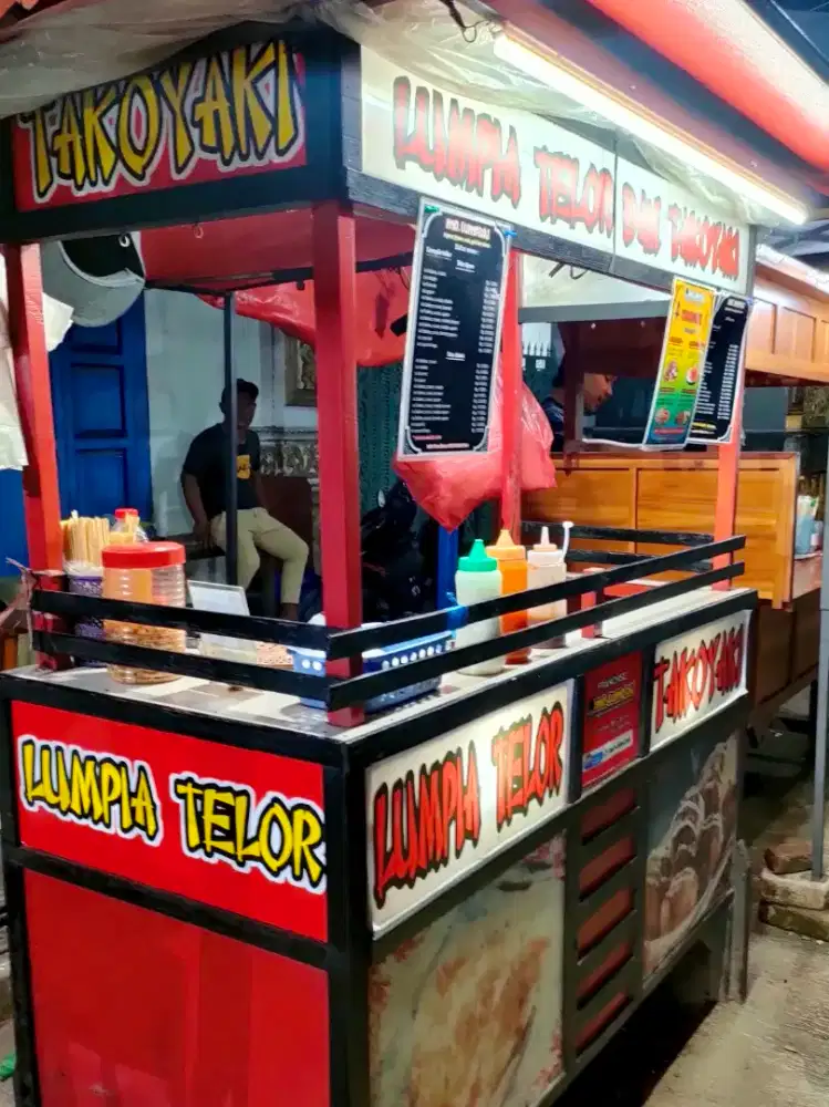 Loker jualan lumpia telor dan takoyaki mangkal
