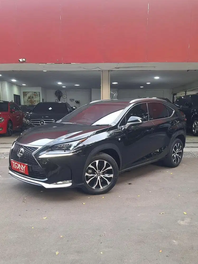 Lexus NX200t F-Sport 2016 Hitam