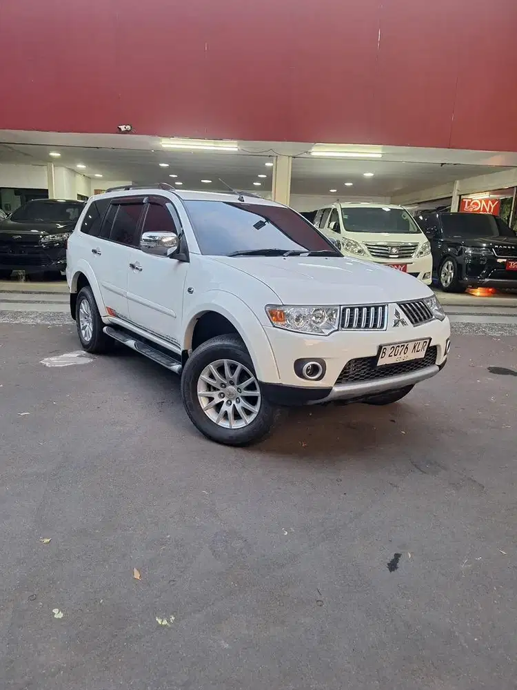 #Tony Mobil# Mitsubishi Pajero Exceed 2012 Putih