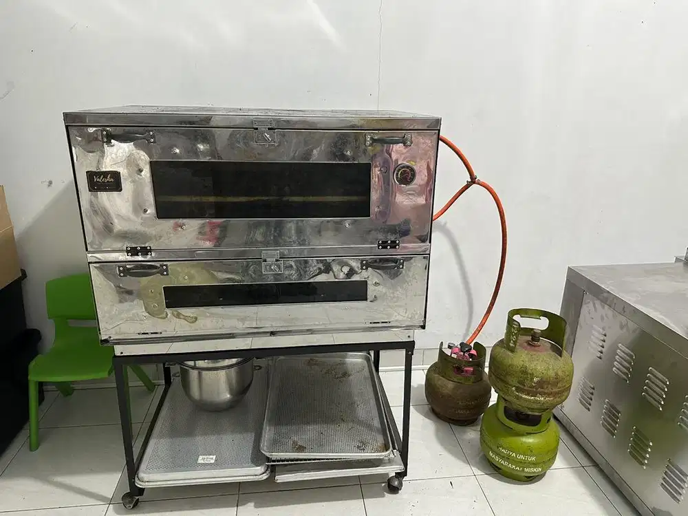 Oven gas api atas bawan