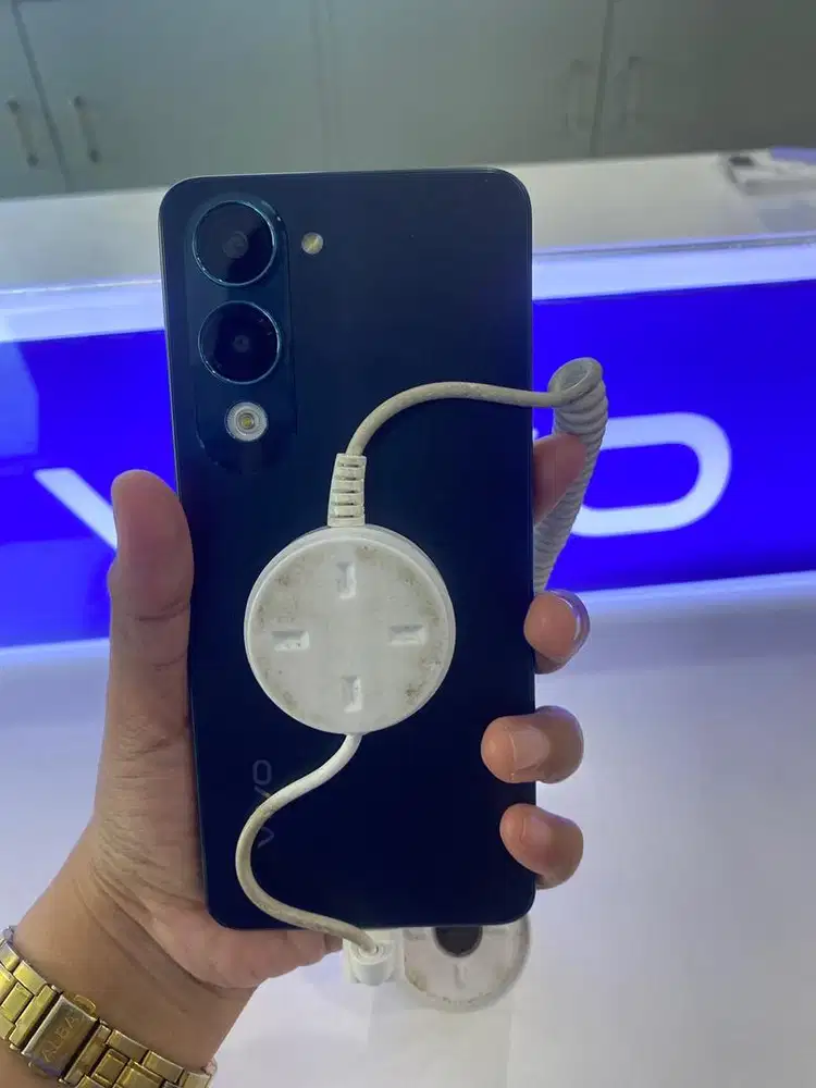 Vivo y04s handphone 1jutan