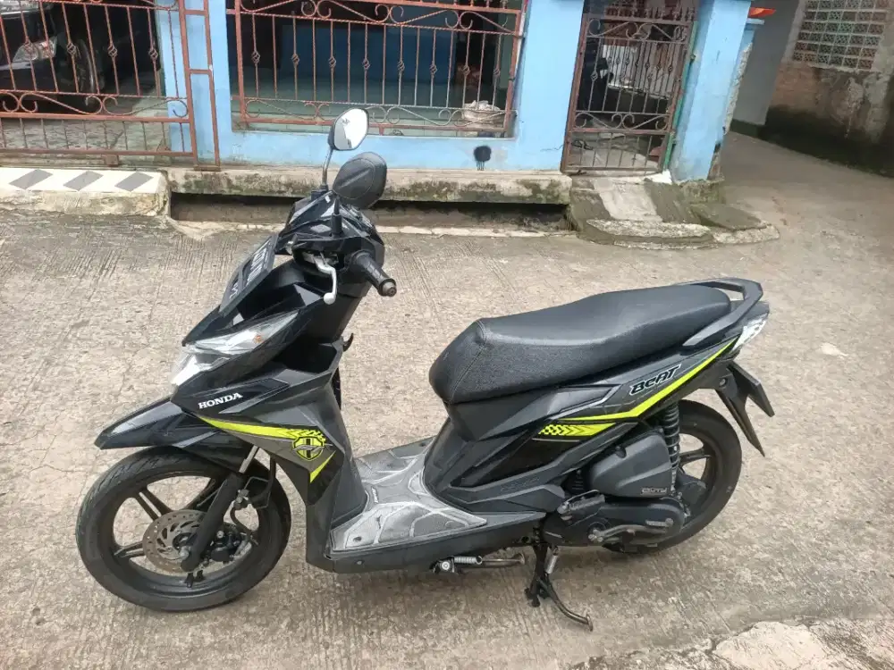 Honda  beat 2017 pajak hidup