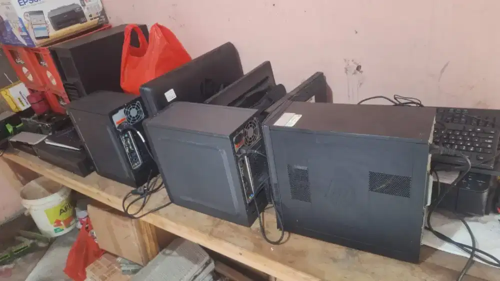 Dijual untuk kanibalan servis komputer