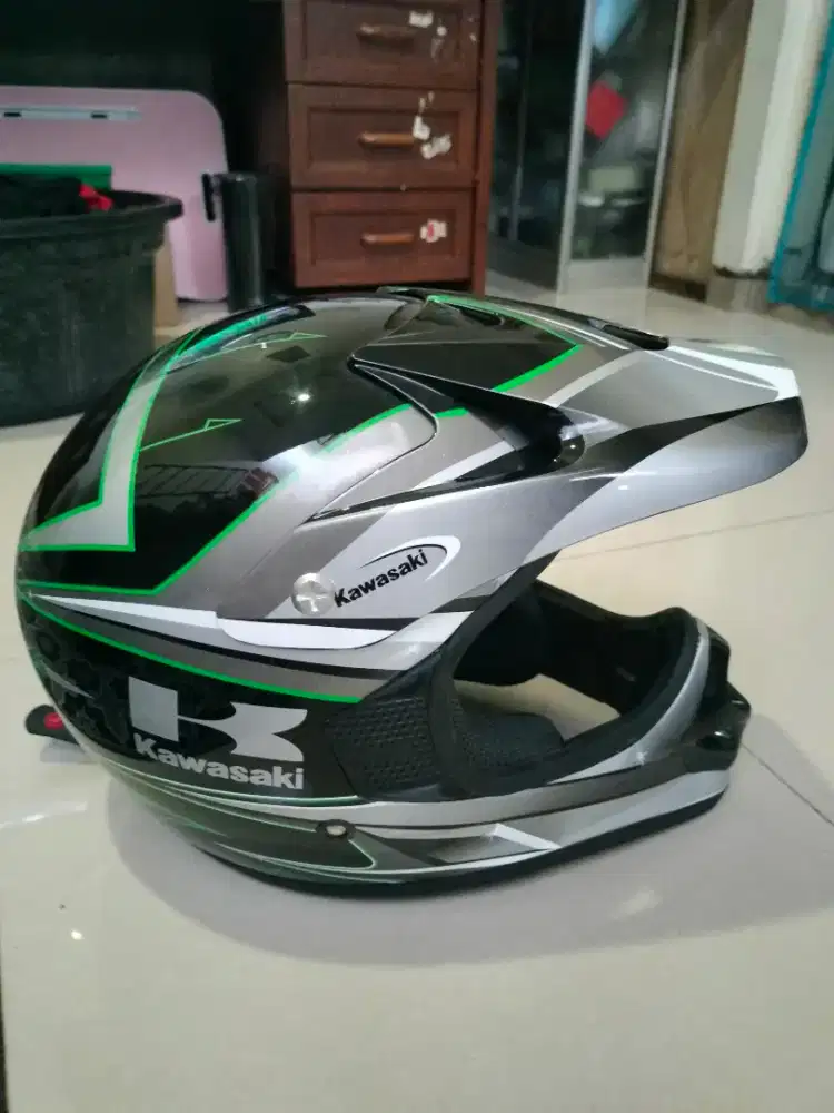 Helm Kawasaki KLX 250 Size L