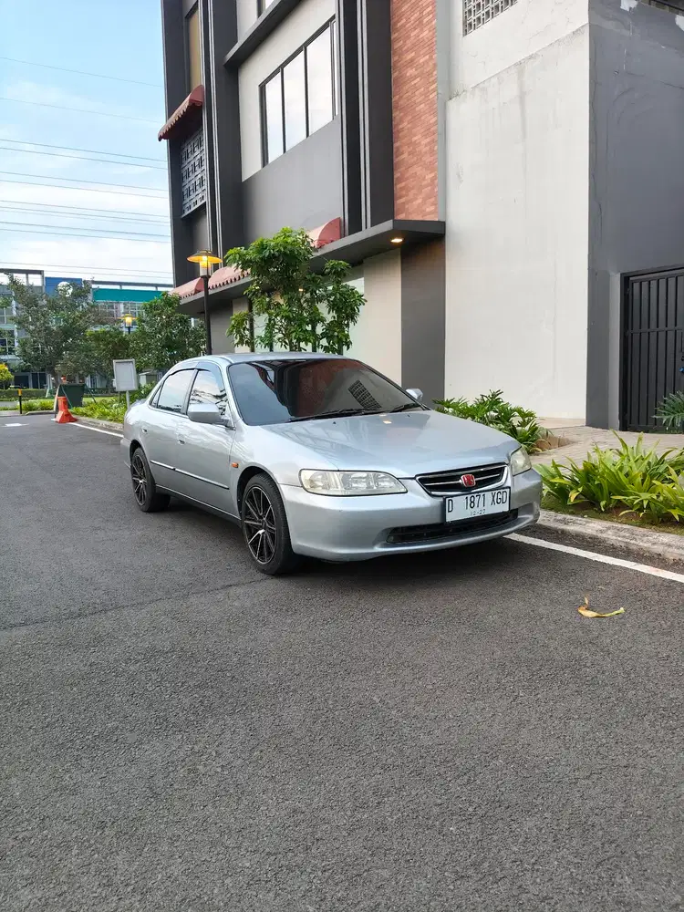 Honda Accord 1999 Bensin