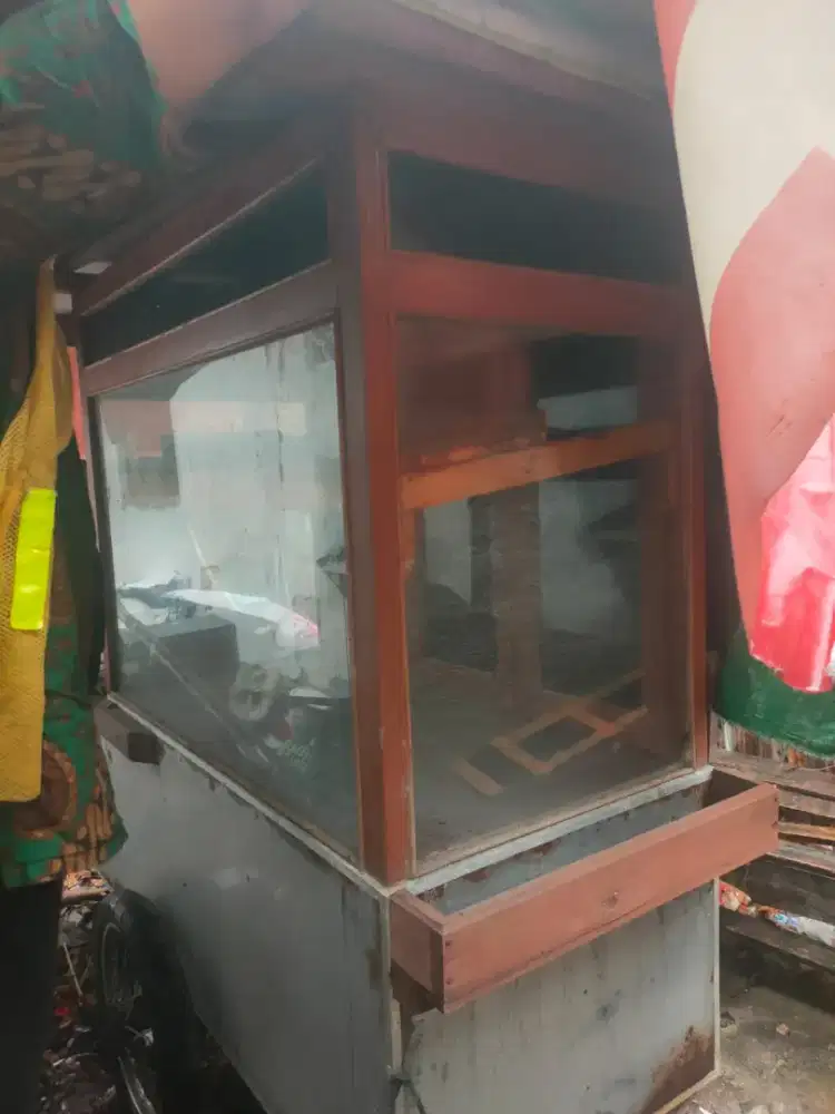 Di jual gerobak bekas jual nasi goreng