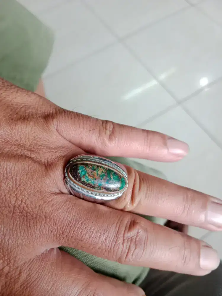 Batu pirus persi tinggal pakai