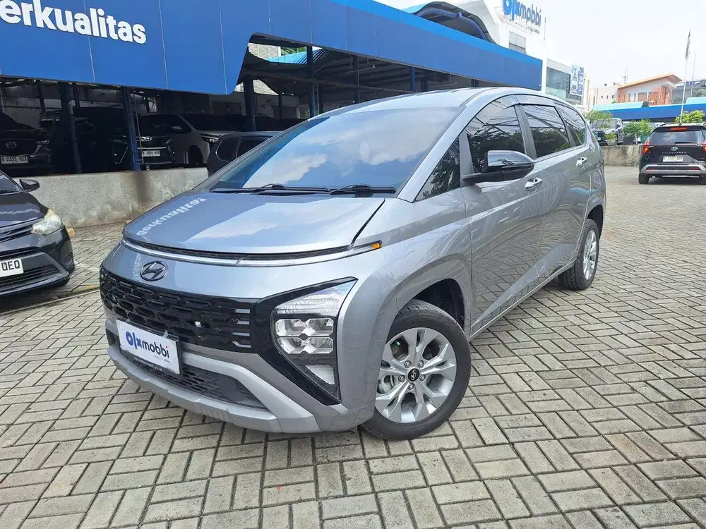 DP 1 JUTA Hyundai Stargazer 1.5 Trend Essential Bensin-AT 2025 CIQ