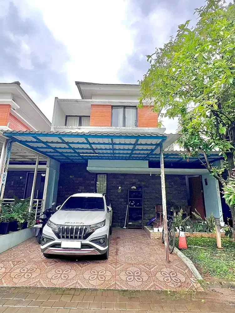 [DISEWAKAN] Rumah 2 Lantai Luas dan Strategis di The Akasia Terrace