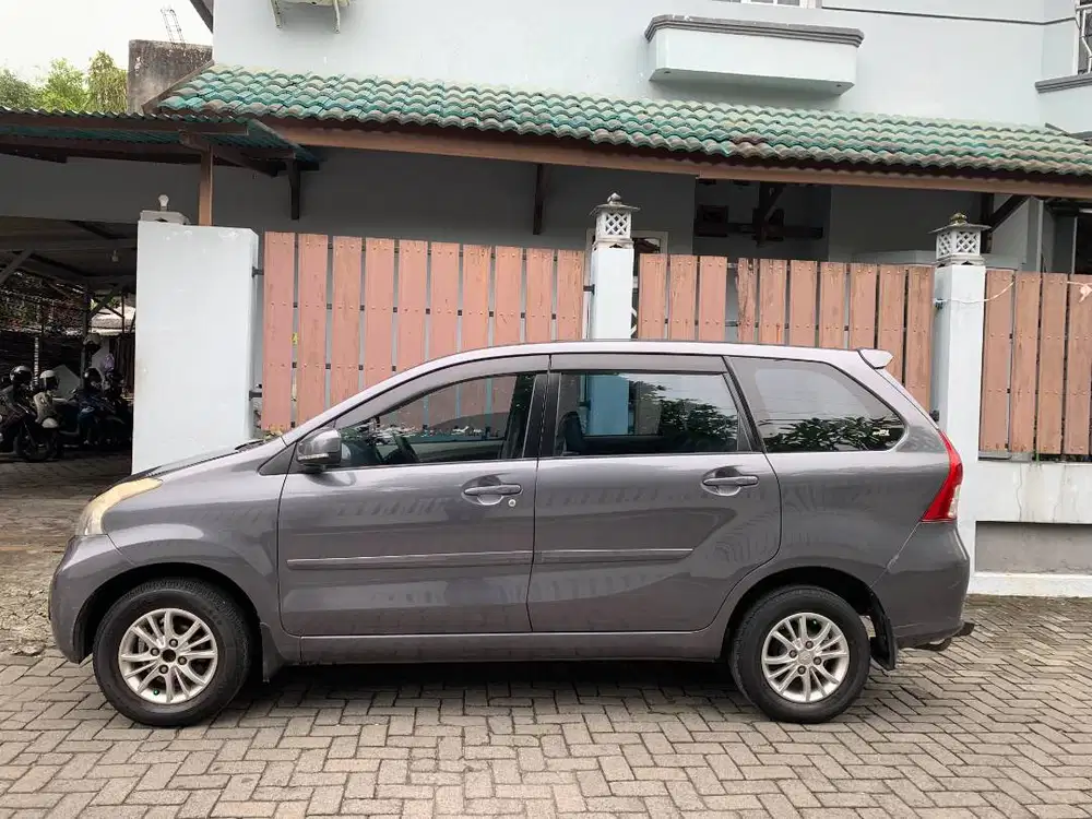 Daihatsu Xenia (2012)