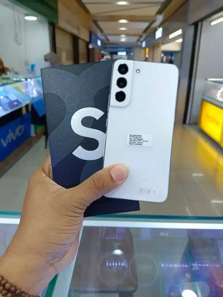 Samsung Galaxy S22 5G 8/256 White Super Duper Like New 100% Resmi SEIN