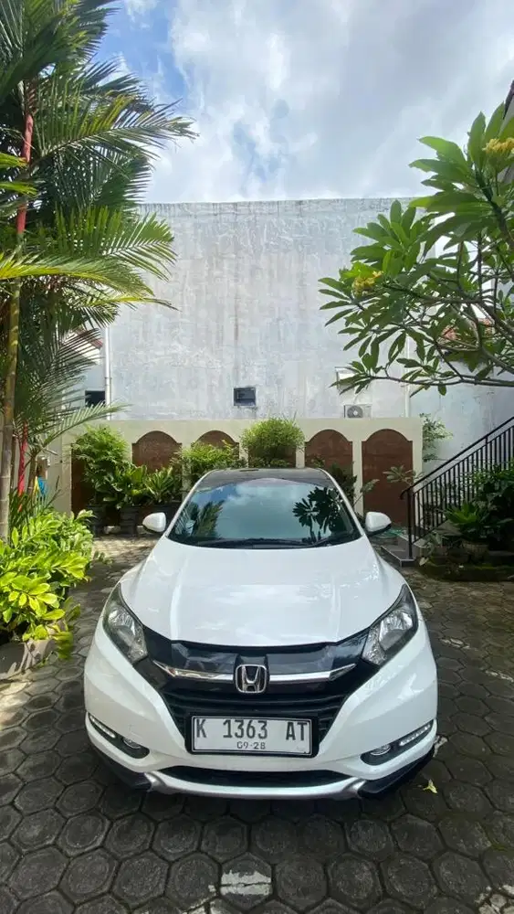 HONDA HRV 1.5 E CVT CKD 2016