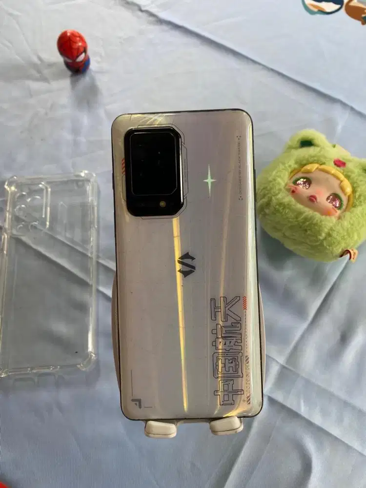 BLACK SHARK 5 8/128 GB