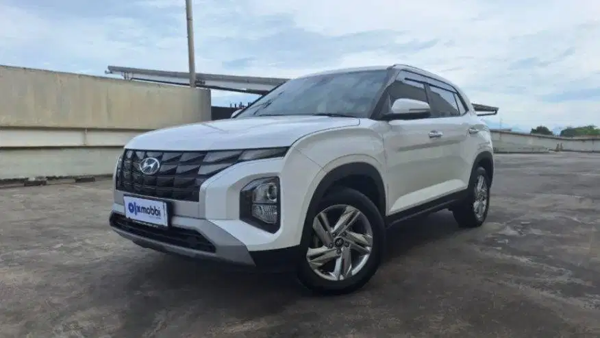 Like New TDP 10JT - Hyundai Creta 1.5 Active Bensin-MT 2022 Putih