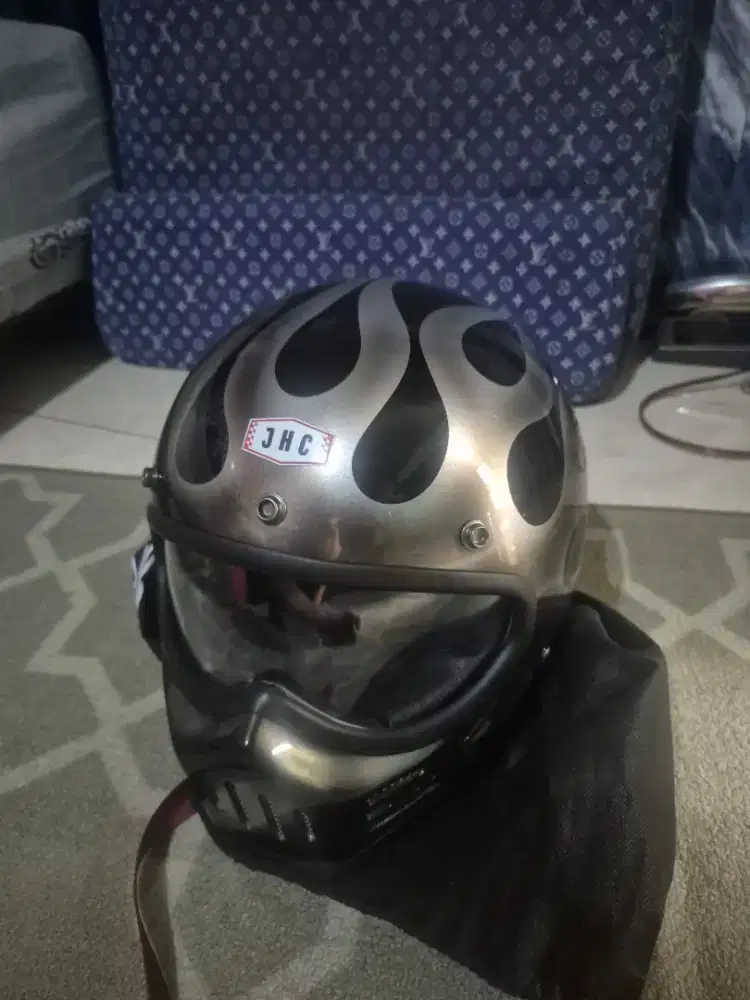 Helmet cakil + visor