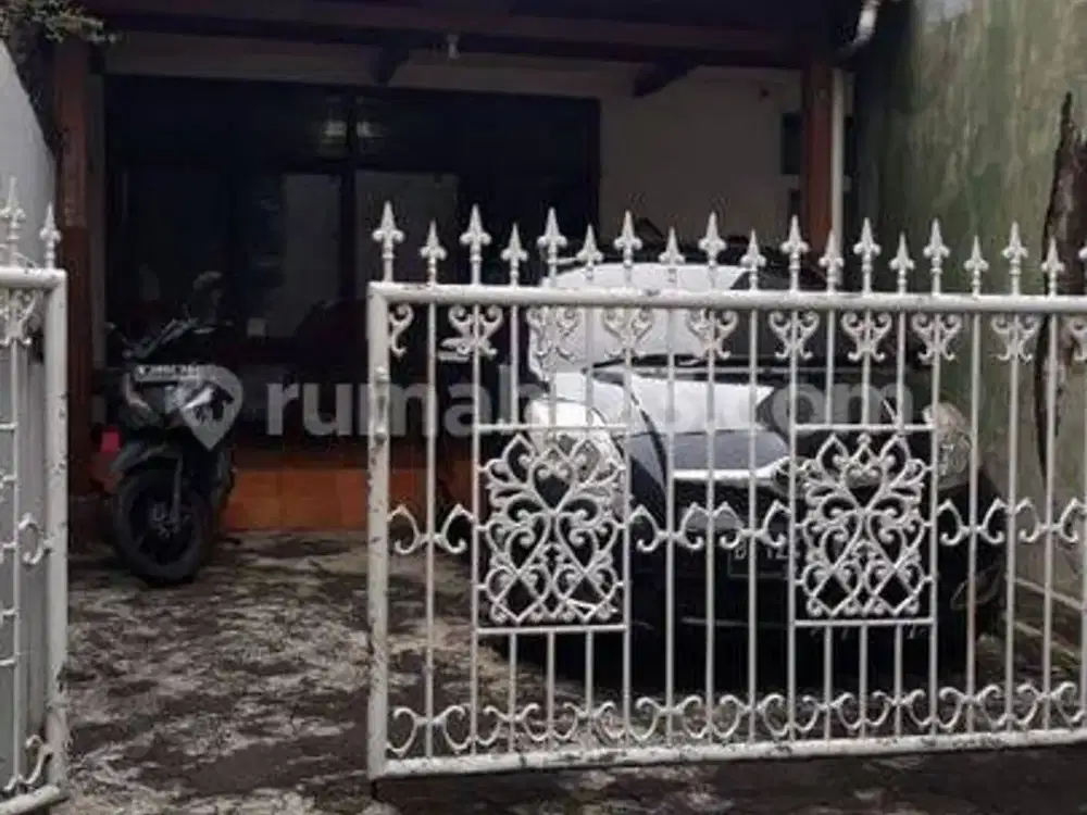 Di Jual Rumah Hitung Tanah Harga dibawah pasaran Dan Njop,  Di Pondok Pinang, (Jln raya ciputat)  Kebayoran Lama, Jakarta Selatan