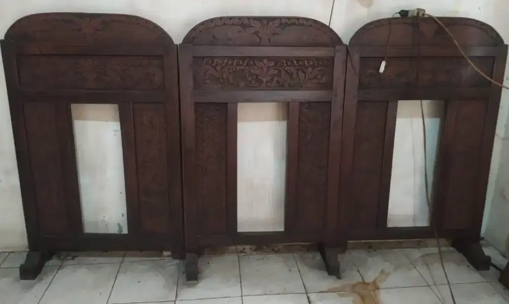 Pembatas ruangan jati asli