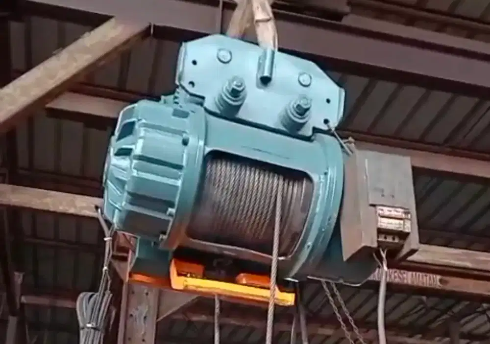 Electric chain hoist 1 ton x 6 meter