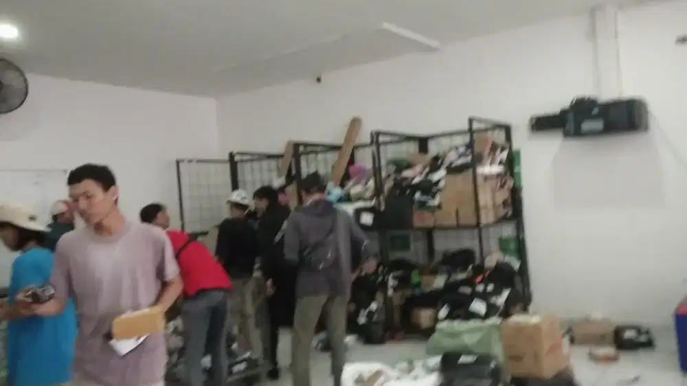 mitra kurir paket tiktok x goto logistik (GTL)