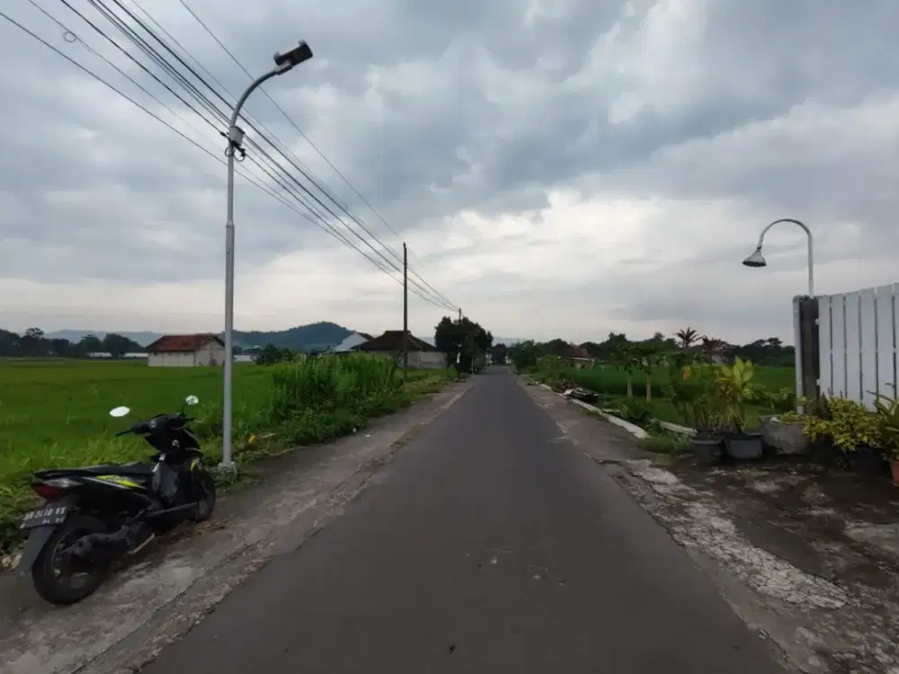 Tanah Lebar Depan 49 Meter di Berbah Sleman – Dekat Pabrik Rokok Sampoerna, 1,5 JT/m²